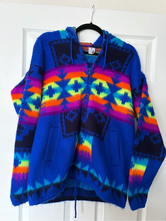 Artesanias Other - Beautiful Artesanias Tuntaquimba Wool Zip Up Hoodie from Ecuador